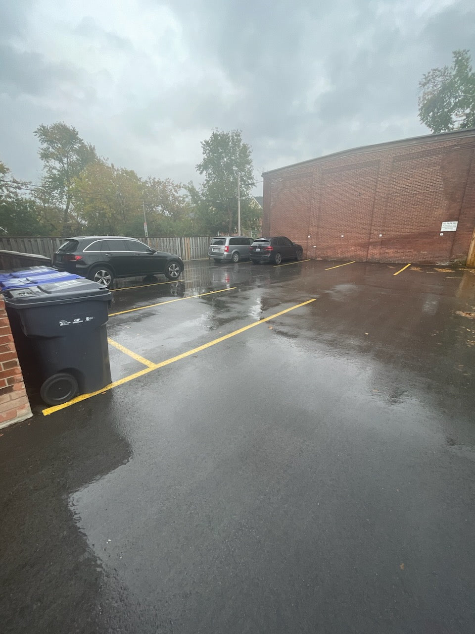 Niagara Falls - 12 x One Bedroom Condominiums