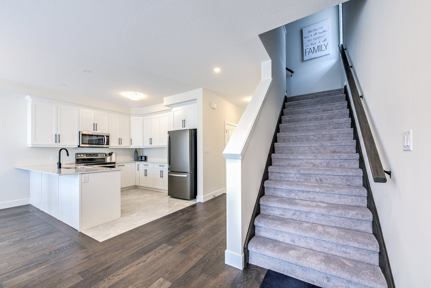 London - 3 bedroom, 2.5 bathroom