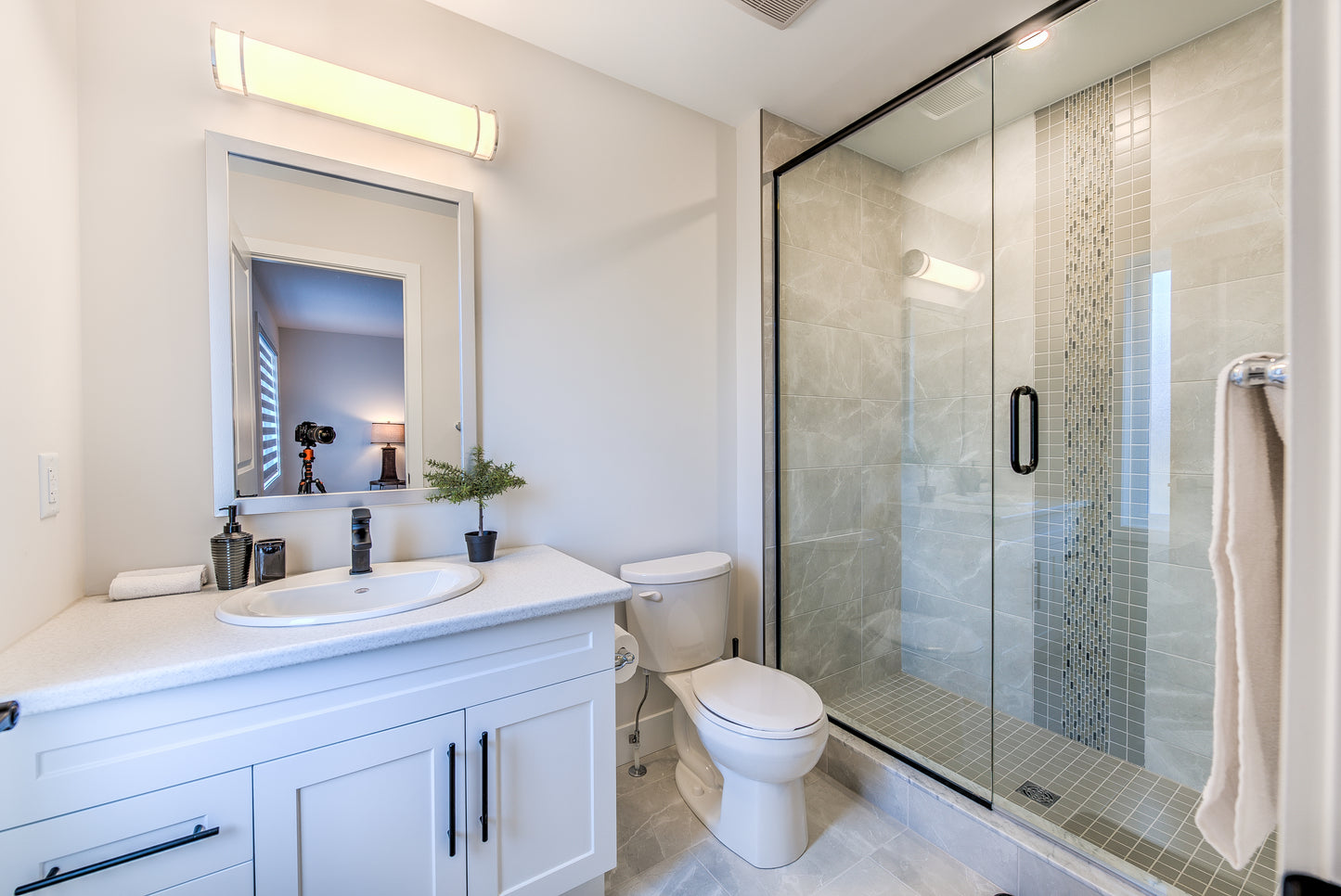 London - 3 bedroom, 2.5 bathroom