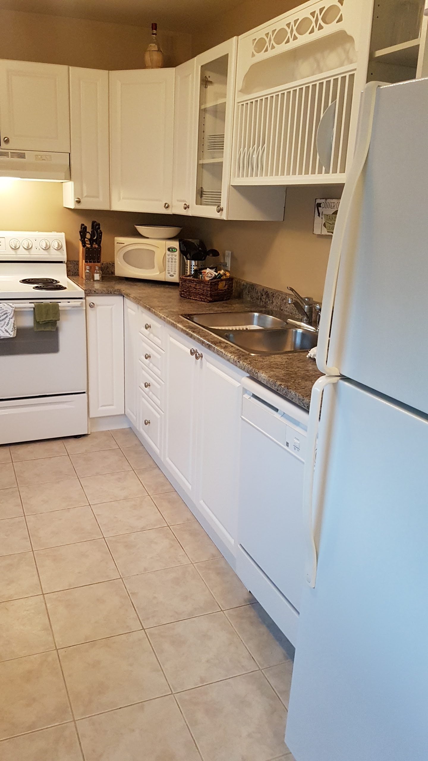 Kemptville - 2 Bedroom Furnished Suite