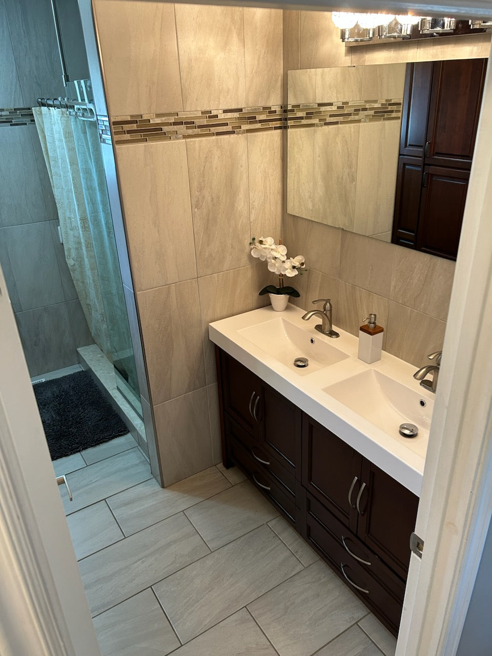 London - Furnished 2 bedroom
