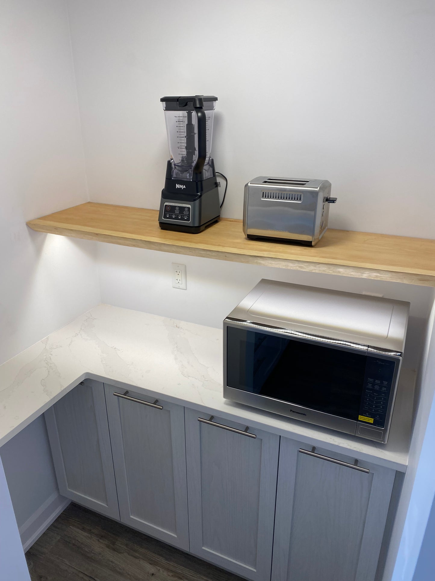 Cornwall - Furnished 2 Bedroom Loft Rental