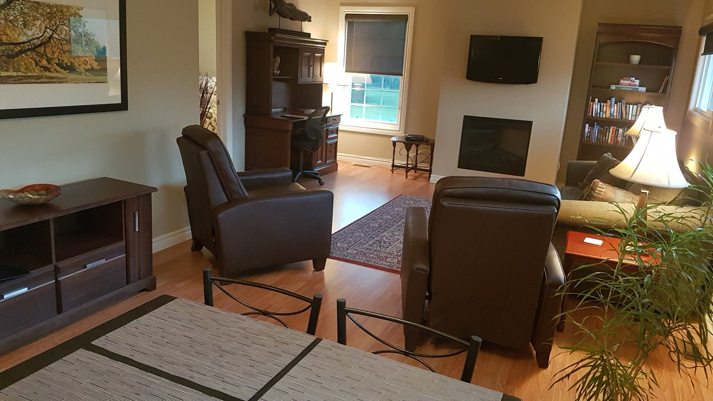 Kemptville - 2 Bedroom Furnished Suite