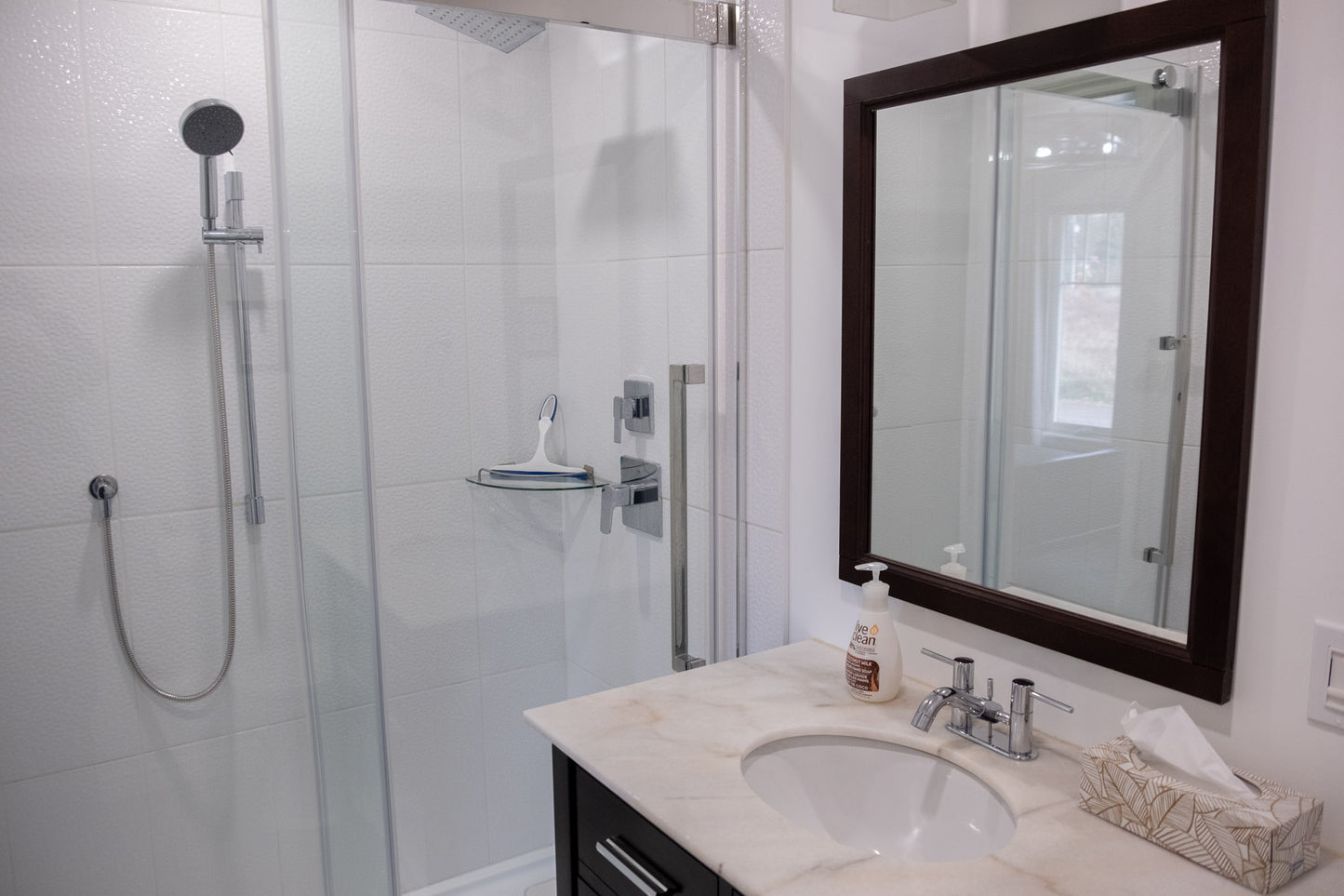 Kemptville Bungalow - Furnished 2 Bedroom, 2 Full Bathroom