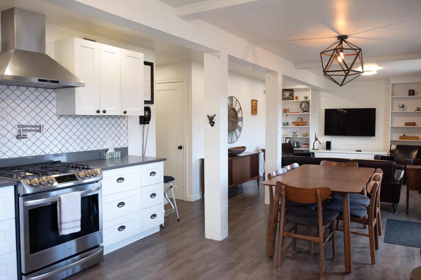 Kemptville Bungalow - Furnished 2 Bedroom, 2 Full Bathroom