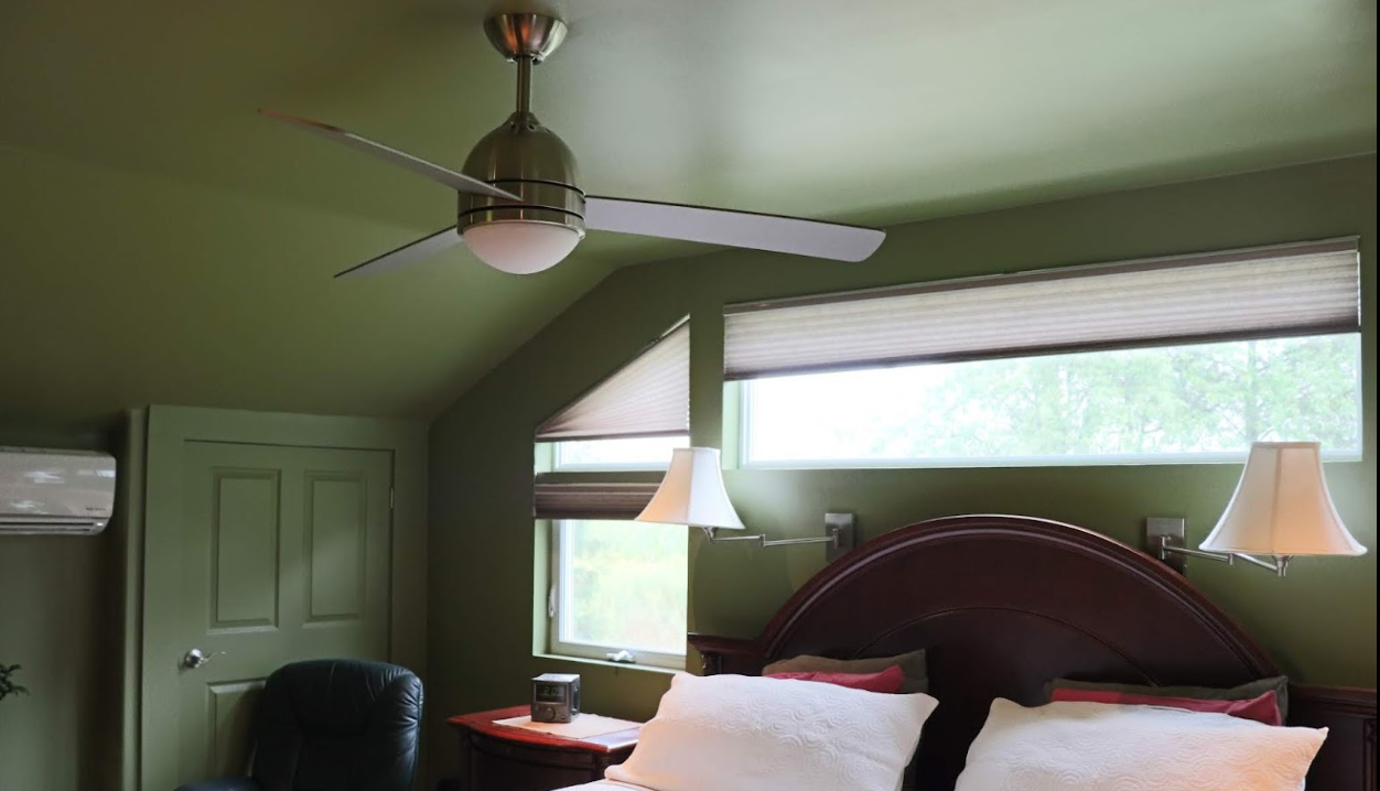 Kemptville - Abbott Road Suites - South Suite Furnished Rental with King Bed