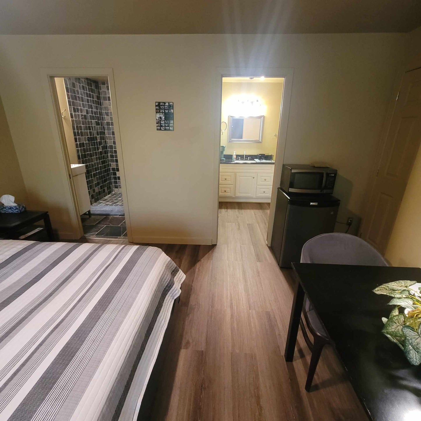 Kemptville - Abbott Road Suites - East Suite Furnished East Rental with King Bed