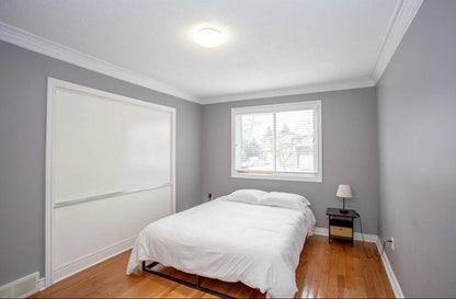 London - 4 bedrooms, 2.5 bathrooms