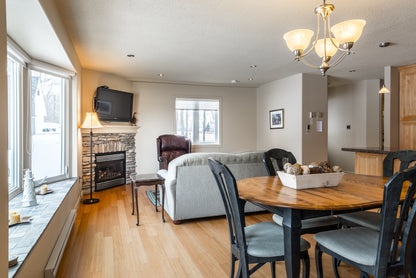 Kemptville - Abbott Road Suites - West Suite Furnished 1 Bedroom Rental with King Bed