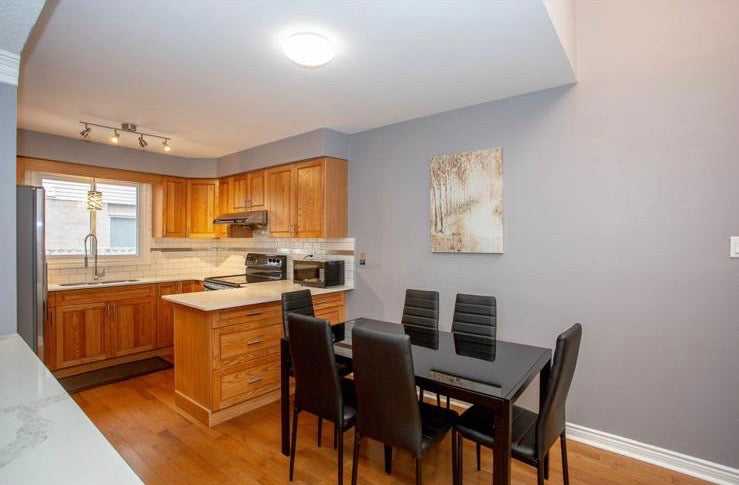 London - 4 bedrooms, 2.5 bathrooms