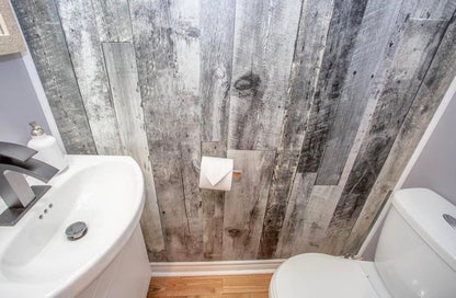 London - 4 bedrooms, 2.5 bathrooms