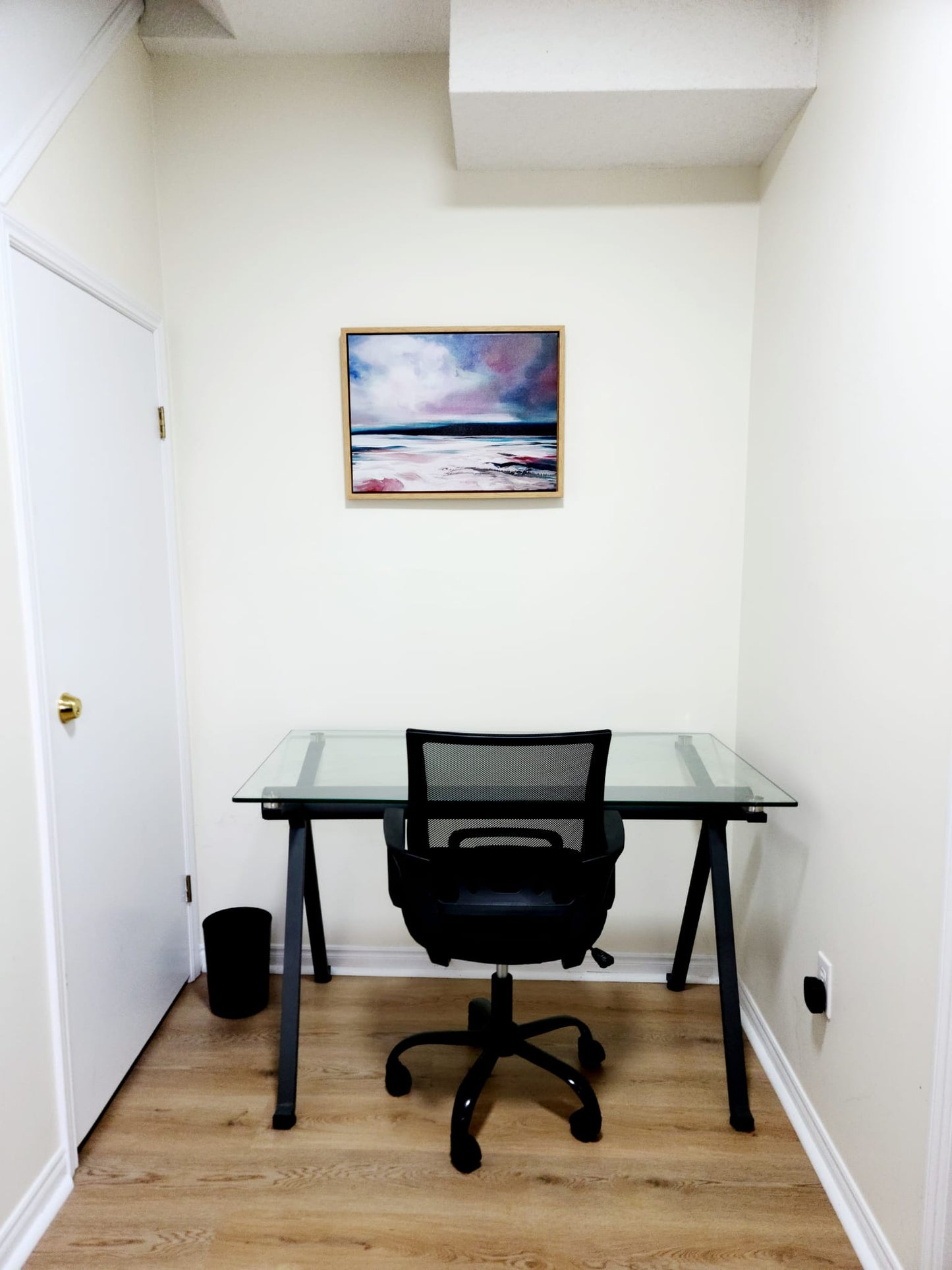Whitby - 2 bedrooms, 2 full bathrooms