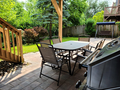 Whitby - 2 bedrooms, 2 full bathrooms