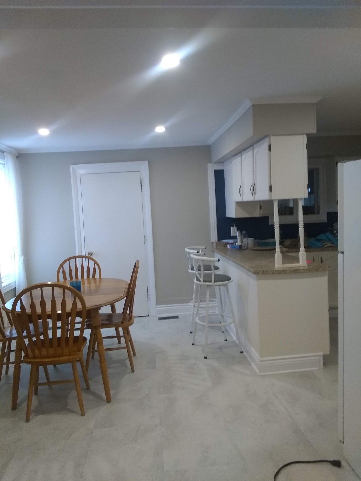 Kemptville - Furnished 2 Bedroom House, Centrally Located