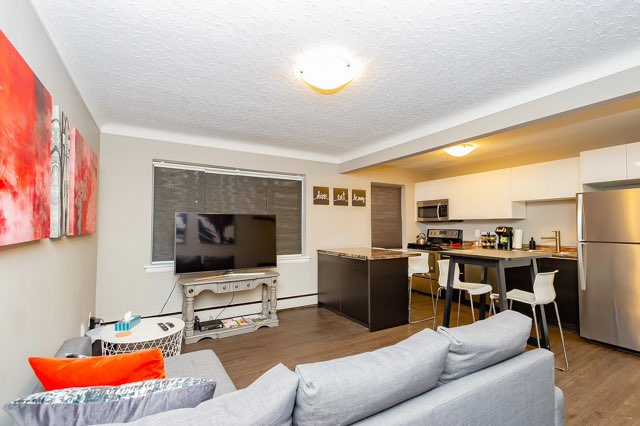 Niagara Falls - 12 x One Bedroom Condominiums
